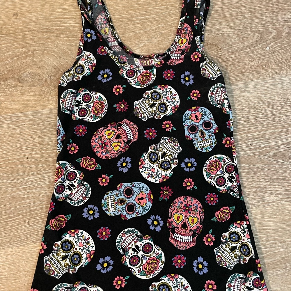 Sugar, skull tank top